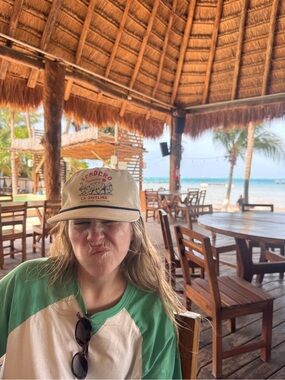 Meet your Posher, Sara